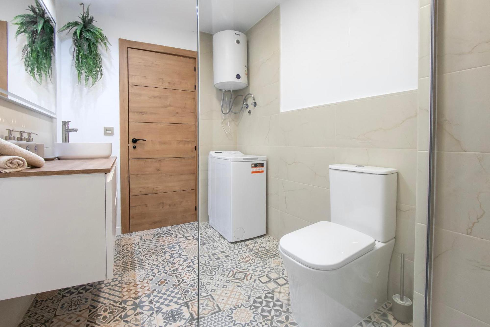 Newly Renovated, Luxurious Apartment With A Heated Pool, 259 산미겔데아보나 외부 사진